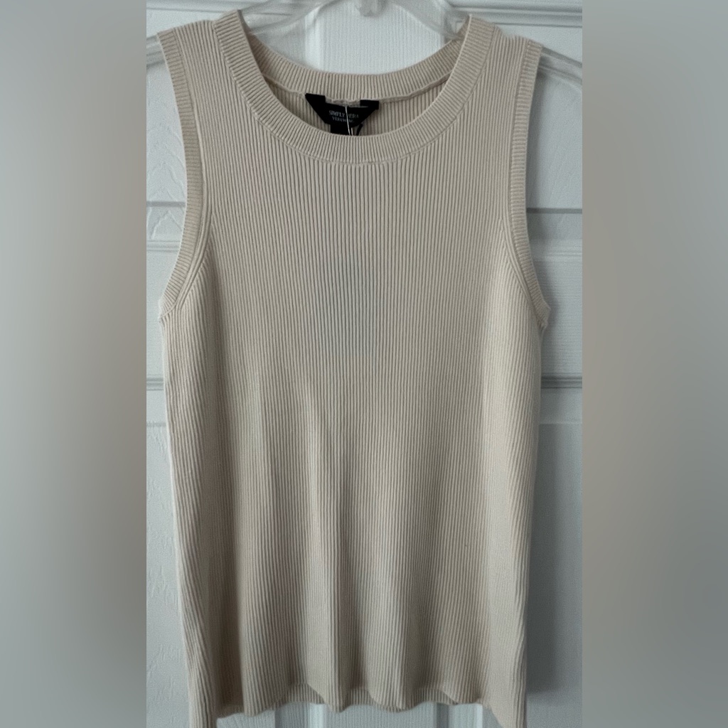Nwt Vera Wang Ribbed Top